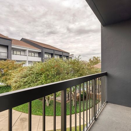 Country Inn & Suites By Radisson, Dallas-Love Field Exteriör bild