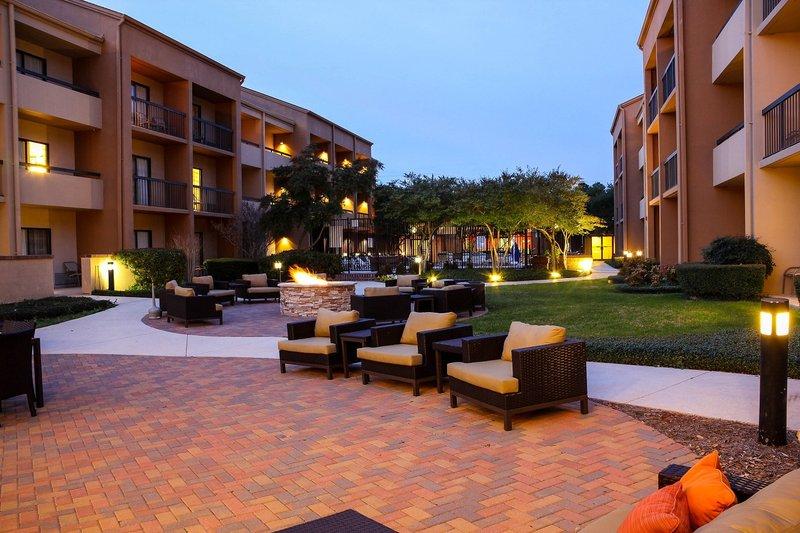 Country Inn & Suites By Radisson, Dallas-Love Field Exteriör bild